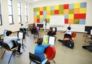 Kursiyerler temel müzik eğitimi alıyor