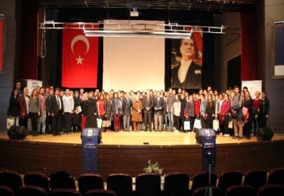 Kütahya’daki aile ve öğrencilere seminer verildi