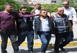 Kuyumcuyu bir buçuk dakikada soyan çetenin 4 soyguna daha karıştığı belirlendi 