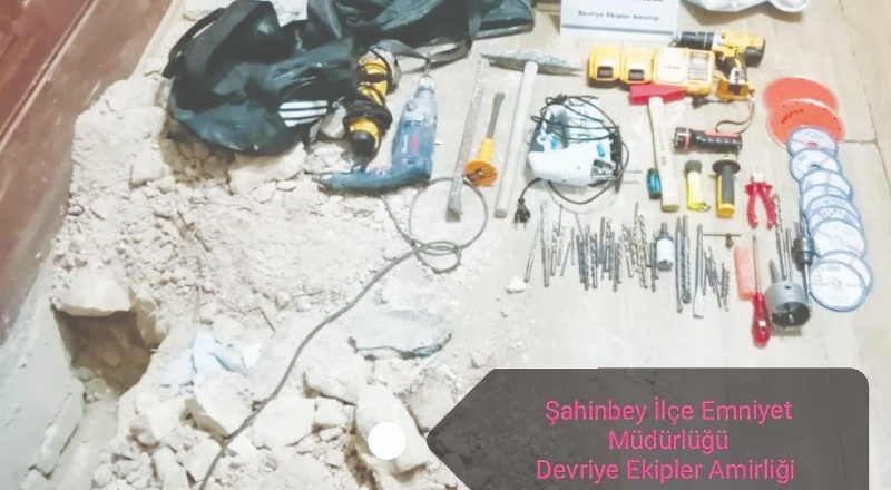 Kuyumcuyu soyacaktı