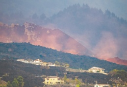 La Palma Adası'nda 800 kişi daha tahliye edildi