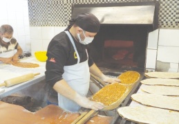 Lahmacun Bodrum'da 150-200 TL, Gaziantep’te 10 TL