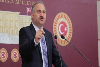 Levent Gök: &#039; Davutoğlu görevi devretmelidir&#039;