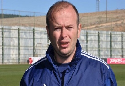 Ligin üst sıralarına çıkmak istiyoruz