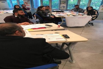 Liseliler &#8216; Mikro Ölçek İş Oyunu&#8217; ile iş hayatına hazırlanıyor 