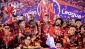 Liverpool şampiyonluk kupasını kaldırdı