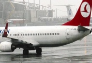 Lodos uçuşları iptal ettirdi