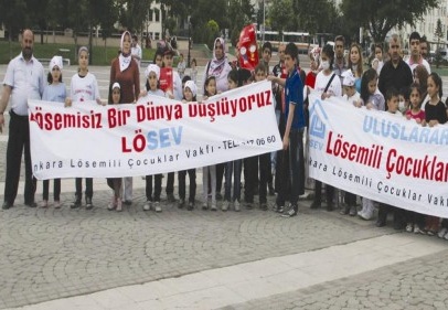 Lösemili çocuklar yürüdü