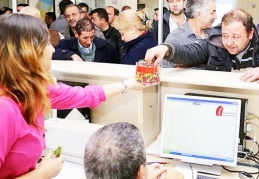 Maaş artışı ek ödemeler üzerinden yapıldığı için emekli aylığı düşüyor