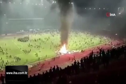 Maç bitti, saha savaş alanına döndü