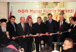 Macar Kültür Merkezi açıldı 