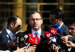 'Maçların seyircisiz oynanması gündemimizde değil'