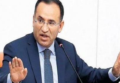Madımak katliamıyla ilgili 14 kişi kırmızı bültenle aranıyor