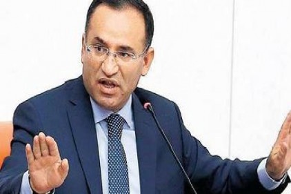 Madımak katliamıyla ilgili 14 kişi kırmızı bültenle aranıyor