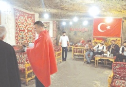 Mağarada sıcaklık 15 dereceyi aşmıyor