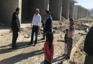 Mahalle çocuklarından Milletvekili Tayyar'a sevgi gösterisi