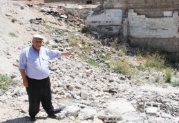 Mahallede cayır cayır madde satıyorlar