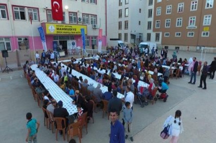Mahallede iftar vakti