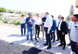 Mahallelerde talep ve sorunları dinlediler