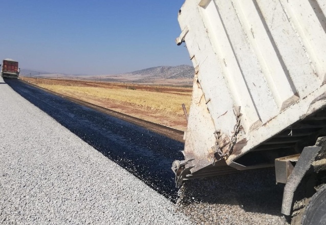 Mahallelinin 9 yıllık yol özlemi bitti