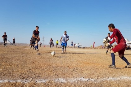 Mahaller Futbol Turnuvası&#8217;nda çeyrek finalistler belli oldu