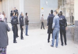 Mahalleyi savaş alanine çevirdiler