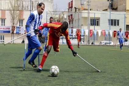 Malatya Ampute Takımını 3-1 mağlup etti