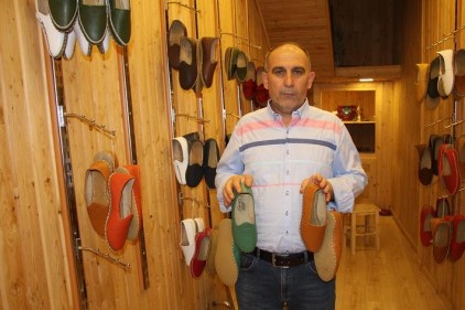 Maliye ve SSK borcundan dolayı 300 esnaf kepenk kapattı