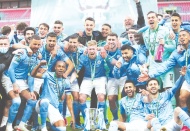 Manchester City, üst üste dördüncü kez İngiltere Lig Kupası şampiyonu