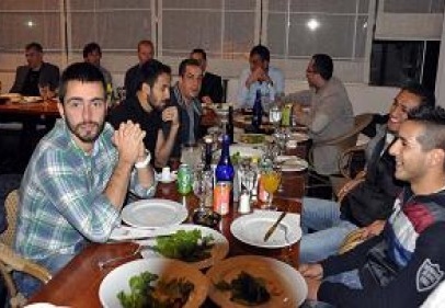 Manisa maçı öncesi moral yemeği yediler