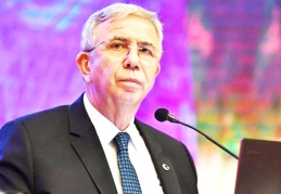 Mansur Yavaş: Kıyafetin, işin, gülmenin bile cinsiyetle sınıflandırıldığı bir ortamda kadına yönelik şiddet bitmez