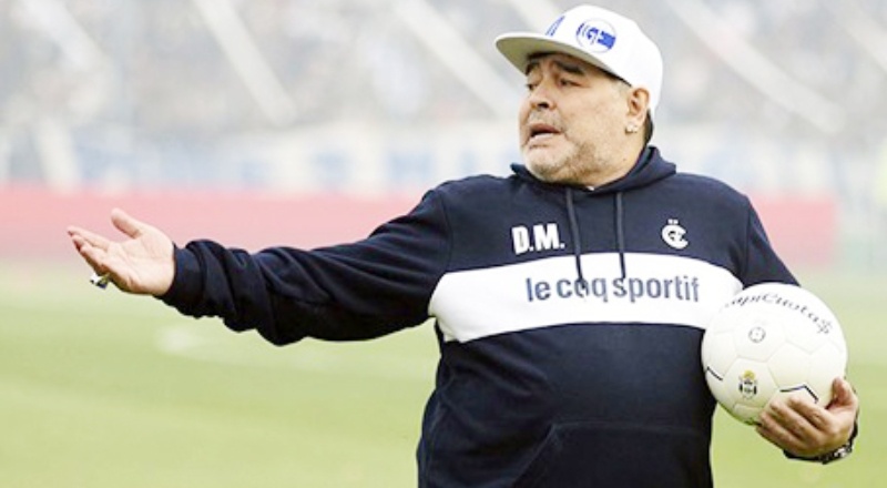Maradona hastaneye kaldırıldı