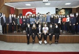 Maske takarak farkındalık oluşturdular