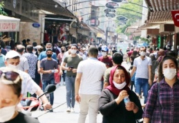 Maske takmayan bin 30 kişiye ceza yağdı