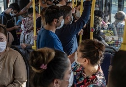 "Maskesiz yaşam için çok erken yeni dalga gelebilir"