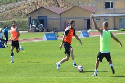 Mavi-Beyazlılar kampı tamamladı