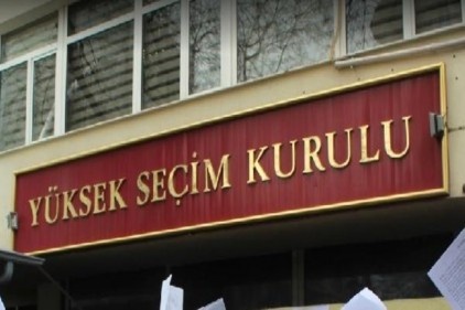 Mayıs ayında, siyaset gündeminin zirvesinde Yüksek Seçim Kurulu vardı