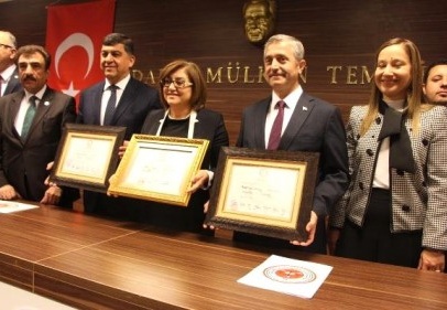 Mazbatalarını aldılar