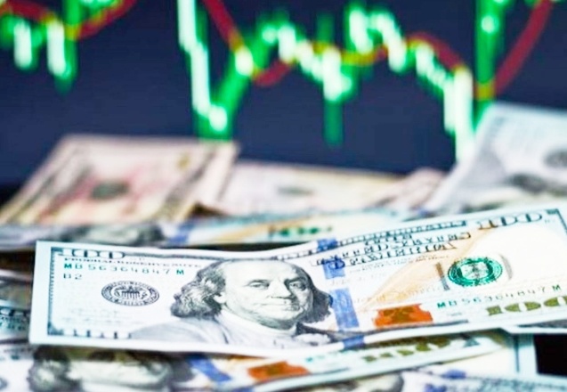 MB kararı sonrası dolar kuru 8.10 lira seviyesine yükseldi