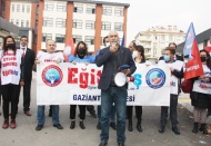 MEB, belirsizliklerle dolu bir yönetmelik yayınladı