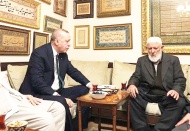 MEB, çocukları tarikatın elinden alamadı