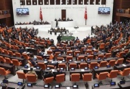 Meclis çalışmalarına verilen ara uzatıldı