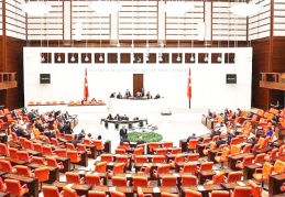 Meclis gündemine gelecek yasal düzenlemeler sırada bekliyor