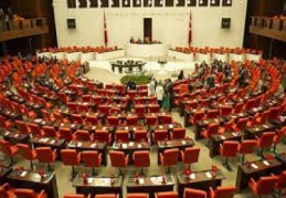 Meclis gündemine Ocak ayında uyum yasaları gelecek