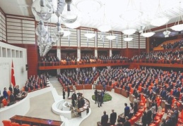 Meclis, yeni haftaya tezkere görüşmeleriyle başlayacak