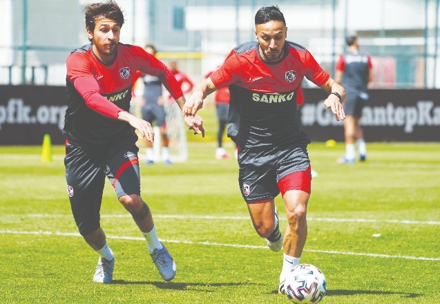 Medipol Başakşehir hazırlıkları sürüyor