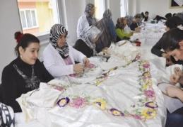 Mefruşat ve bilgisayar kursları yoğun ilgi görüyor