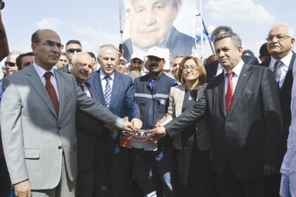Mehmet Erdemoğlu Mimarlık Fakültesi&#8217;nin temeli atıldı