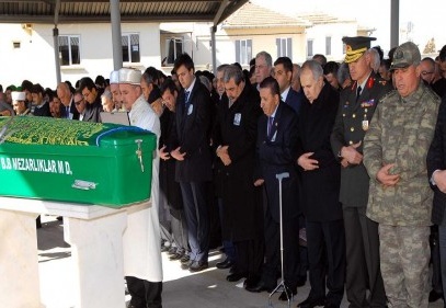 Mehmet Konukoğlu, gözyaşları arasında toprağa verildi