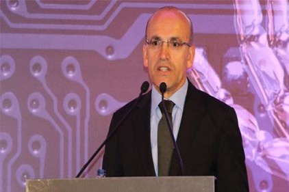 Mehmet Şimşek&#039;ten Amazon yorumu